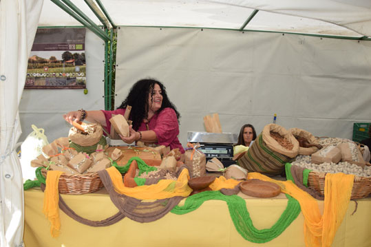 27-oikologiki-giorti-karditsas-tsikriki