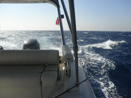 22-adeies-alieias-skafous