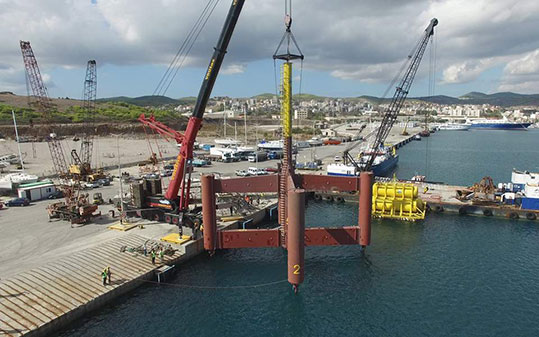 15-makronisos-float-mast