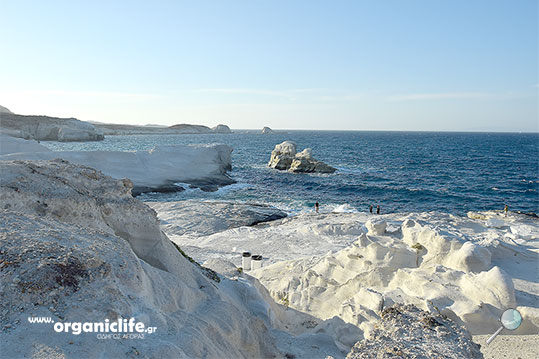 sarakiniko-milos-1