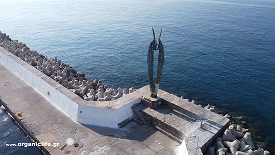 ikaria-mnimeio-ikarou