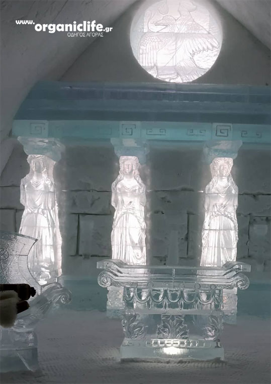 04-hotel-de-glace-kopti-kariatides-2